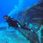 girl that scuba in Cancun shipwreck