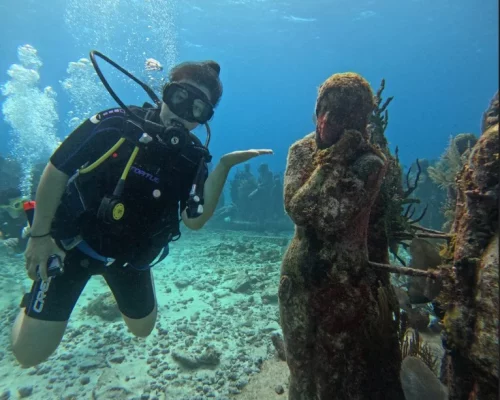 scuba diving in cancun