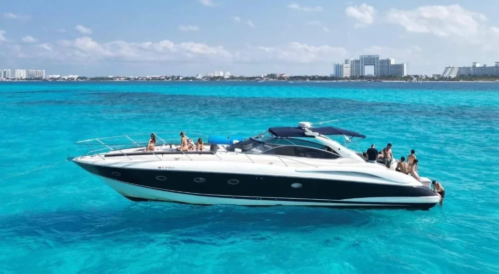boat cancun